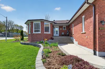 100 Peel Street, Penetanguishene, On L9m 1c3