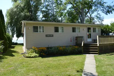 2592 Lakeshore Drive, Ramara, On L0k 1b0