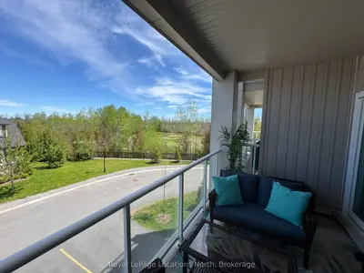 5 Spooner Crescent 217, Collingwood, On L9y 1t3