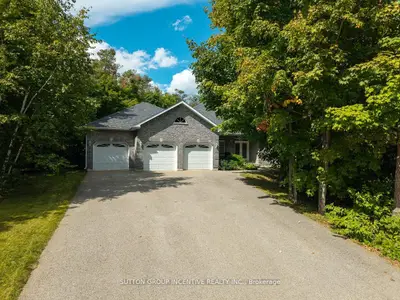 1882 Providence Lane, Severn, On L3v 6h2
