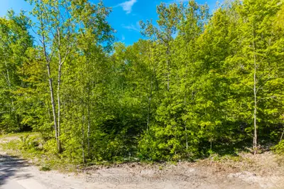 1536 Champlain Road, Tiny, On L9m 0c1