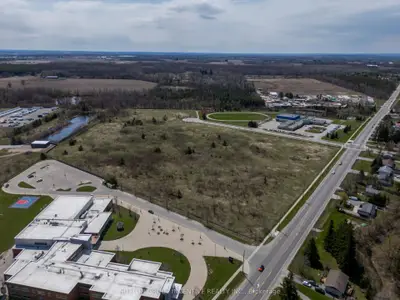 740 Essa Road, Barrie, On L4n 9e9