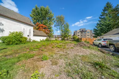 58 Scott Street, Orillia, On L3v 4r4