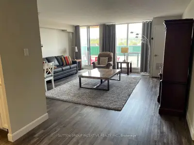 65 Ellen Street 111, Barrie, On L4n 3a5