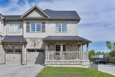 248 James Street E, Orillia, On L3v 8k9