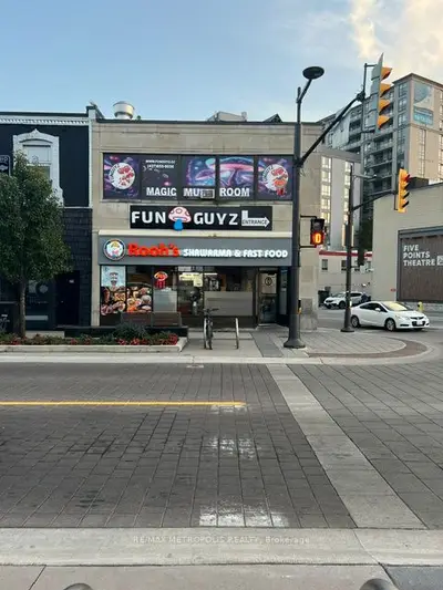1 Dunlop Street E Main Fl, Barrie, On L4n 1a1
