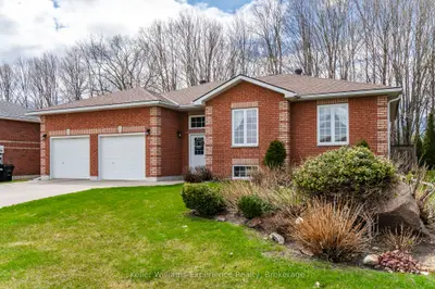 4 Byrnes Crescent, Penetanguishene, On L9m 1w4