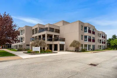 49 Raglan Street 204, Collingwood, On L9y 4x1