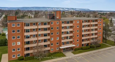 460 Ontario Street 404, Collingwood, On L9y 4e5