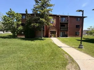 179 Edgehill Drive B7, Barrie, On L4n 1l9