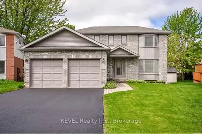 179 LUCKPORT Crescent, Midland, ON L4R 4Y1
