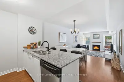 10 Brandy Lane Drive 107, Collingwood, On L9y 0x4
