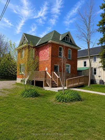 3368 Muskoka Street, Severn, On L0k 2b0
