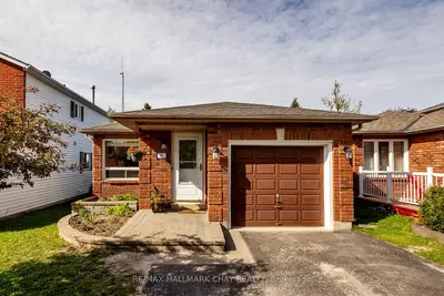 90 Laidlaw Drive, Barrie, On L4n 7s2