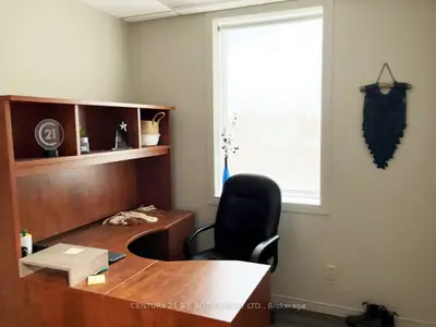 355 Bayfield Street, Barrie, On L4m 3c3
