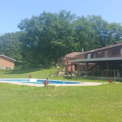 10 Edgewater Road, Wasaga Beach, On L9z 2w3