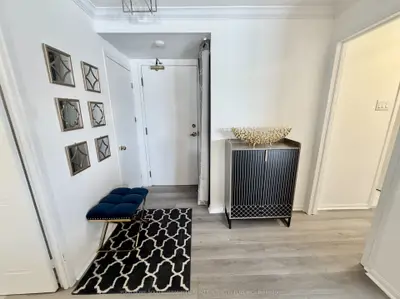 75 Ellen Street 704, Barrie, On L4n 7r6
