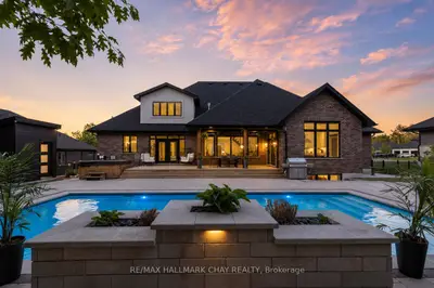 4 Walter James Parkway, Springwater, On L9x 2a3