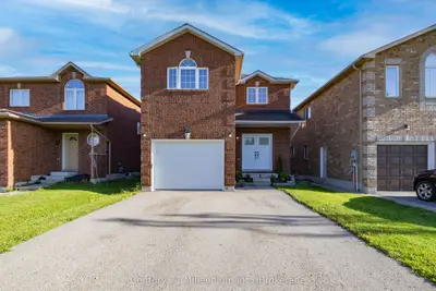Detached in Barrie