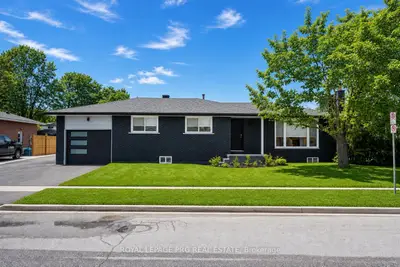 Detached in Barrie