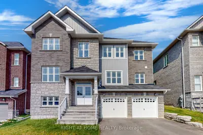 Detached in Orillia