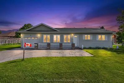 Detached in Penetanguishene