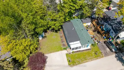 55 Topaz Street, Wasaga Beach, On L9z 1x7