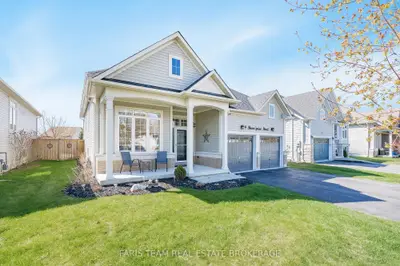 Detached in Wasaga Beach
