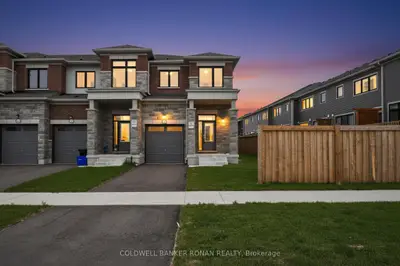 Att/Row/Townhouse in Barrie