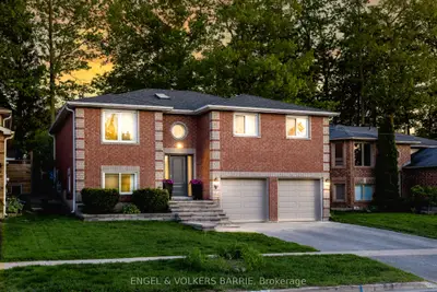 Detached in Barrie