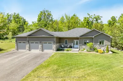 Detached in Oro-Medonte
