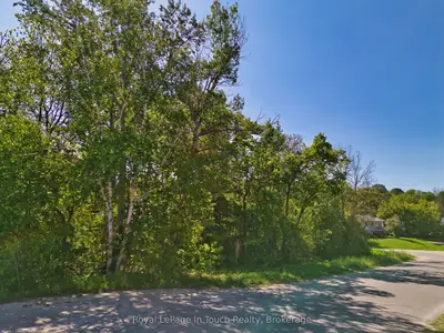 401 Mcnicoll Street, Tay, On L0k 1r0