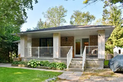 60 57th Street S, Wasaga Beach, On L9z 1w5
