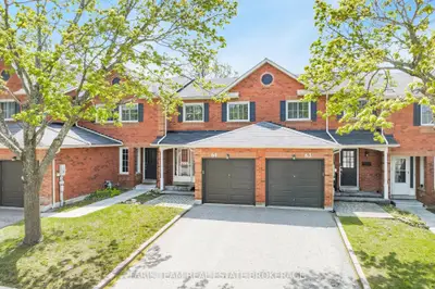 165 Kozlov Street 64, Barrie, On L4n 7m7