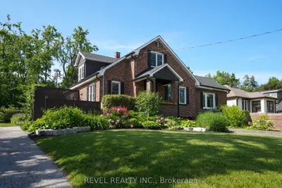 Detached in Barrie