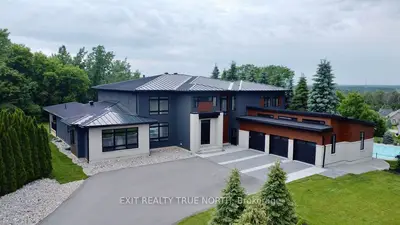 57 Glenhuron Drive, Springwater, On L4m 6t4