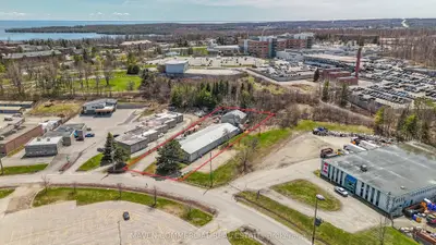 11 Progress Drive, Orillia, On L3v 6h1
