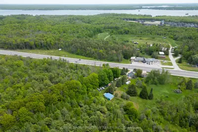 9408 Provincial Hwy 11 Highway, Severn, On L3v 6h3