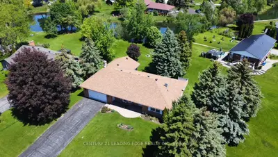 17 Sandlewood Trail, Ramara, On L0k 1b0