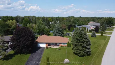 17 Sandlewood Trail, Ramara, On L0k 1b0