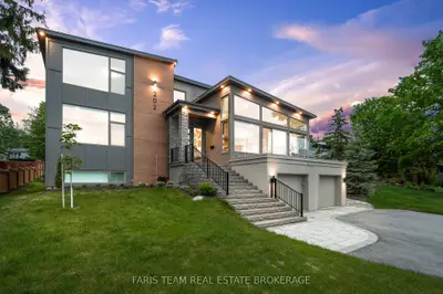 Detached in Barrie