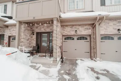 22 Churchlea Mews, Orillia, On L3v 8k9