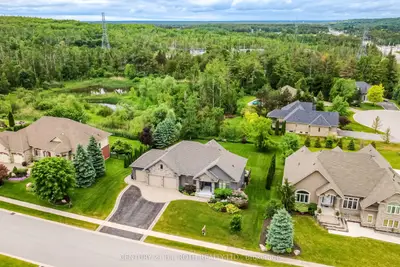 Detached in Springwater