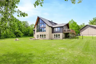 Detached in Oro-Medonte