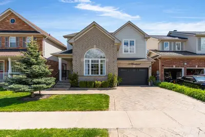 Detached in Barrie