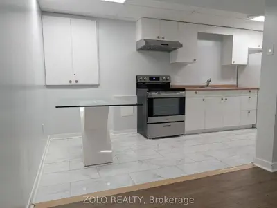 31 Buchanan Street Lower, Barrie, On L4m 6b5