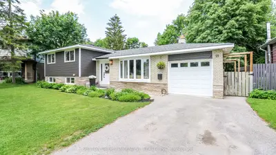 18 JILL'S Court, Barrie, ON L4M 4L7