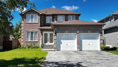 Detached in Barrie
