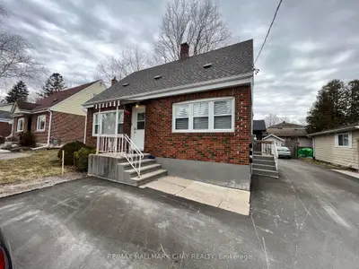 Detached in Barrie