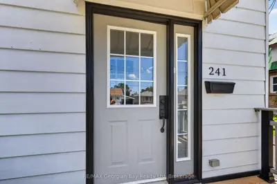 241 Donalda Street, Midland, On L4r 2n4
